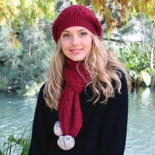 Cable Scarf Raspberry