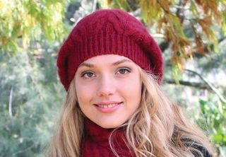 Chunky Cable Beanie Raspberry