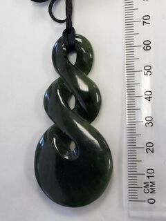 NZ Pounamu Twist