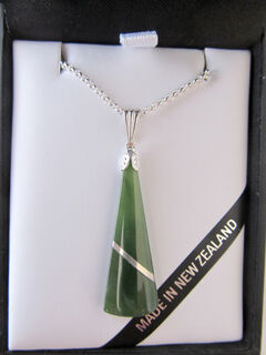 Pounamu Pendant with Silver design