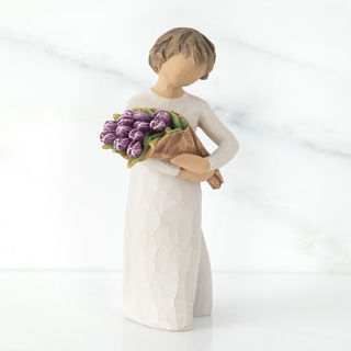 Willow Tree Figurine Surprise