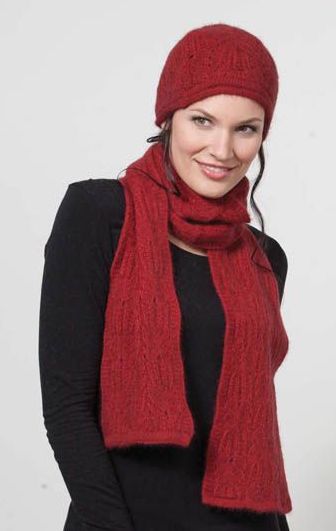 Possum Scarf Chunky Cable Red