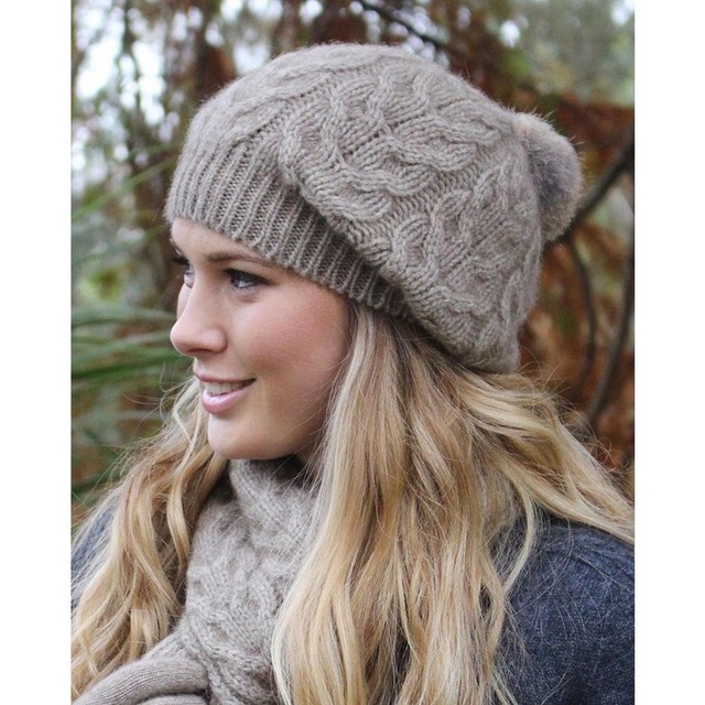 Cable Beanie Natural