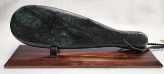 Pounamu Mere B